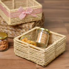 Load image into Gallery viewer, jute gift basket

