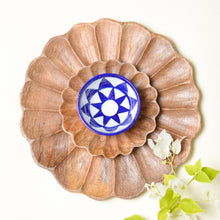 Load image into Gallery viewer, wooden flower plate
